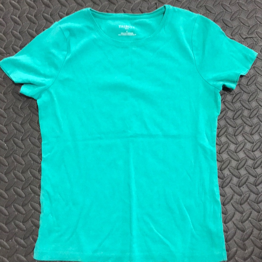 Talbots women’s tee size medium